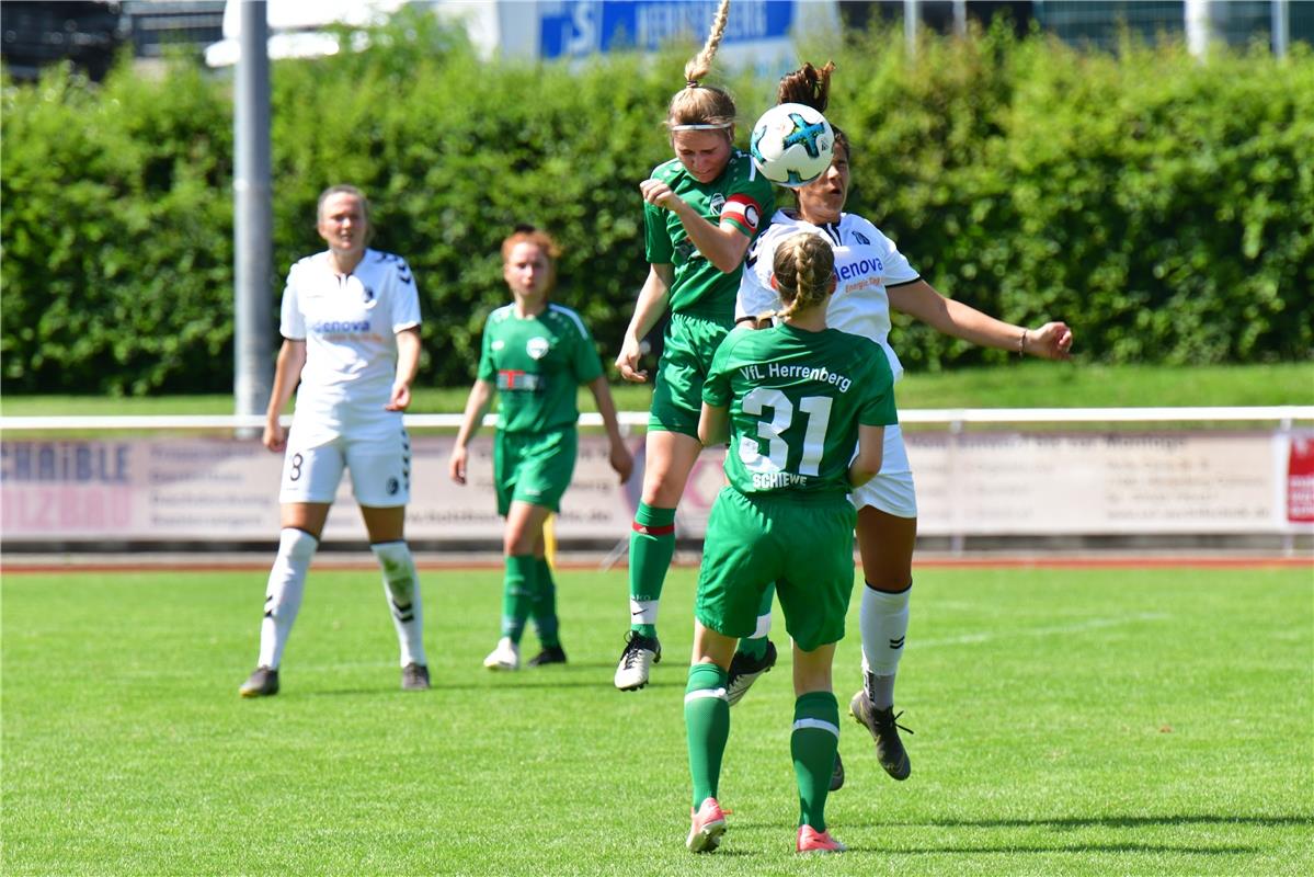 Fußball Festspiel 100 Jahre Fußball Herrenberg / Oberliga-Frauen VfL Herrenberg ...