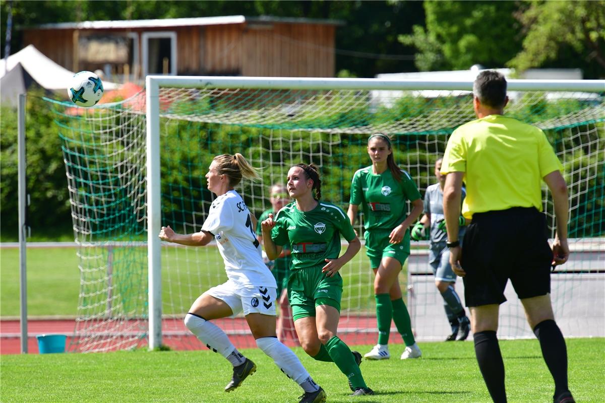 Fußball Festspiel 100 Jahre Fußball Herrenberg / Oberliga-Frauen VfL Herrenberg ...