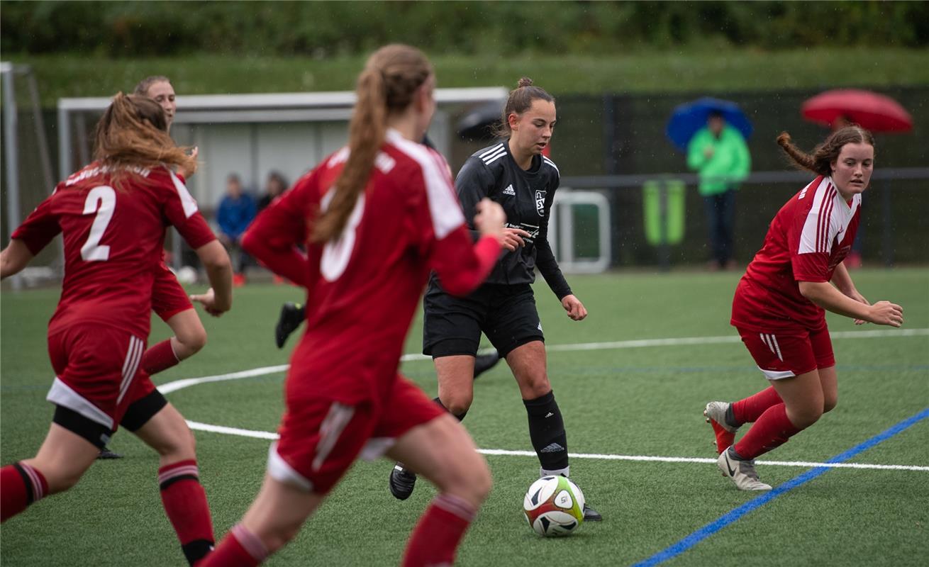 Fußball Frauen Nufringen gegen Aldingen 8 / 2020 Foto: Schmidt TABEA RIEKER Nufr...