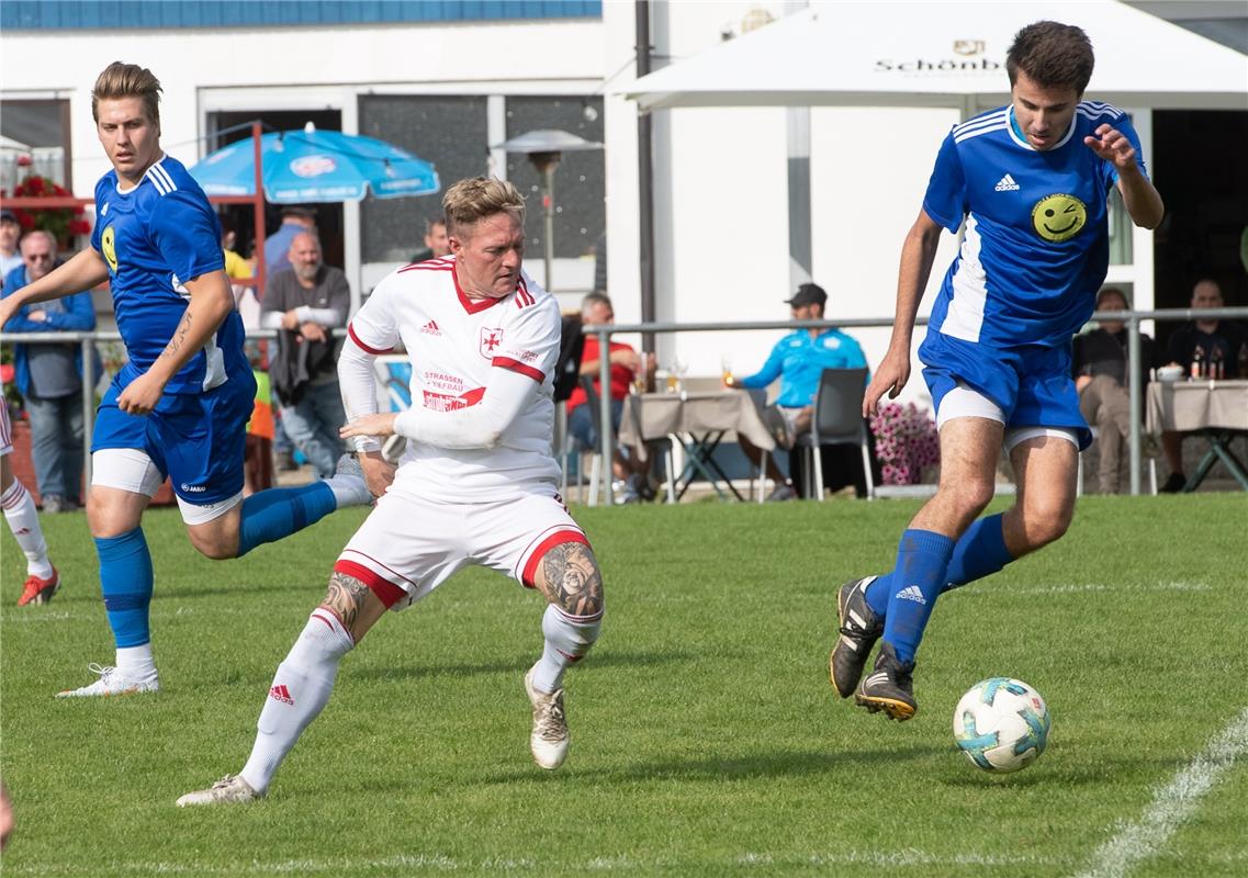 Fußball Hildrizhausen gegen Unterjettingen 9 / 2020 Foto: Schmidt