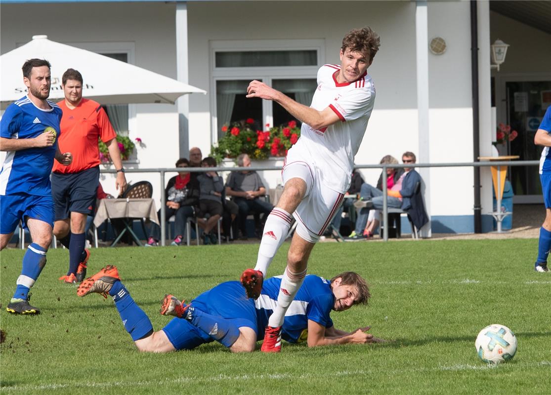 Fußball Hildrizhausen gegen Unterjettingen 9 / 2020 Foto: Schmidt