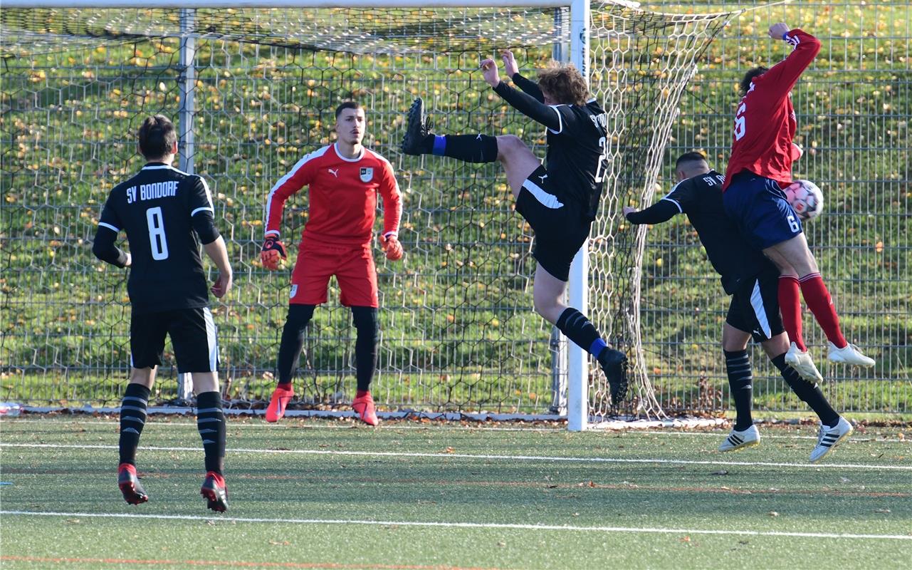 Fußball Kreisliga B5 SV Bondorf II - TV Darmsheim II / Foto: Holom