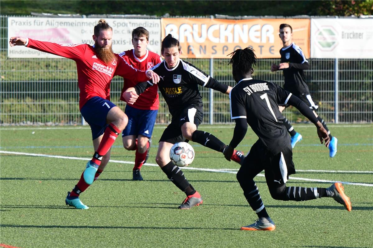 Fußball Kreisliga B5 SV Bondorf II - TV Darmsheim II / Foto: Holom