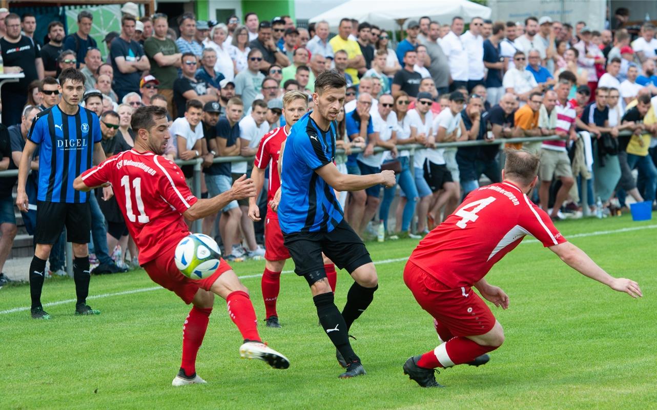 Fußball Relegation in Bondorf - Nagold gegen Heimerdingen  6 / 2019 Foto: Schmid...