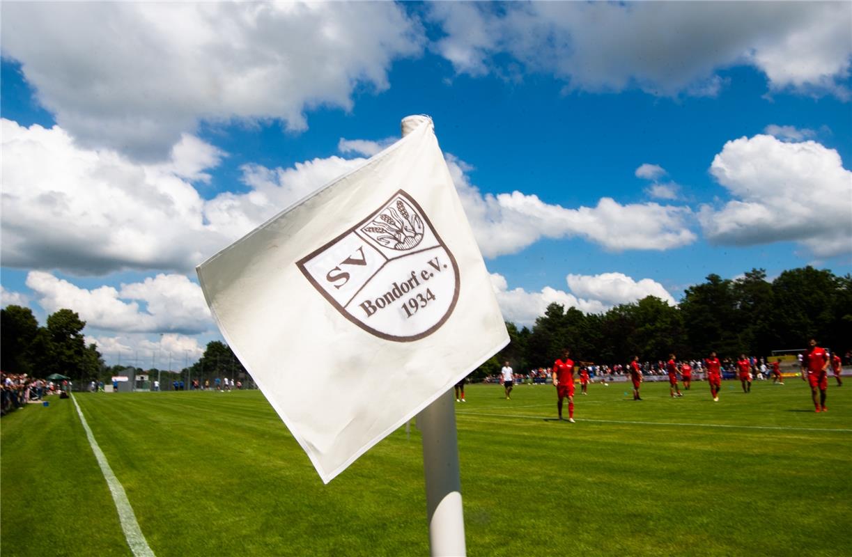 Fußball Relegation in Bondorf - Nagold gegen Heimerdingen  6 / 2019 Foto: Schmid...