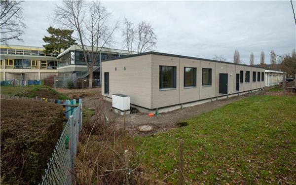 Gabriele Hüttenberger kritisiert die eingeplanten Kosten von 200000 Euro für die Erstausstattung des Ergänzungsbaus der Pfalzgraf-Rudolf-Grundschule in Herrenberg.GB-Foto: Vecsey