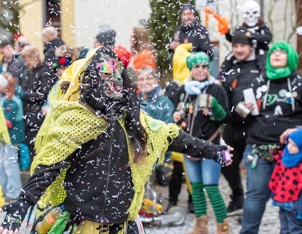 Gärtringen, Ortsmitte, Fasnetsumzug, GB-Foto: Vecsey