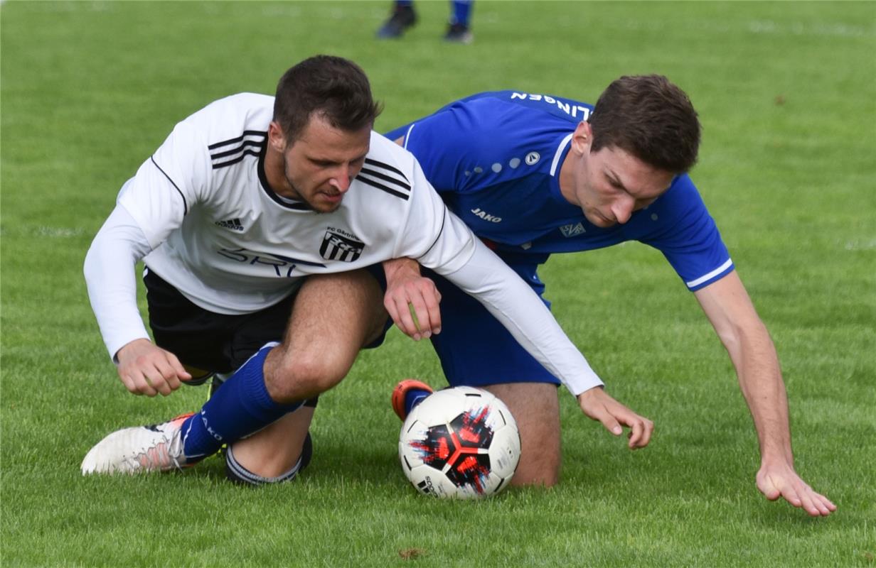 Gärtringen, Stadion, Fußball Landesliga, FC Gärtringen (weiß) - SV Böblingen (bl...