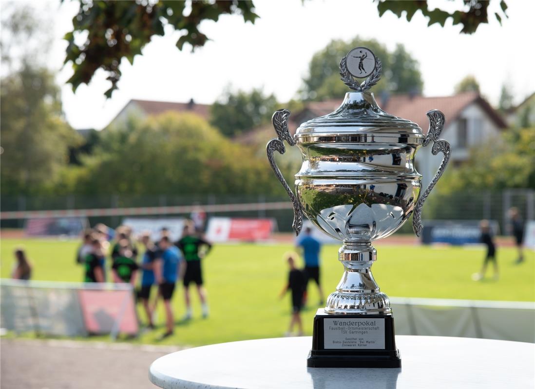 Gärtringen, Theodor-Heuss-Halle, Rasenplatz, Faustball, Gärtringer Ortsmeistersc...