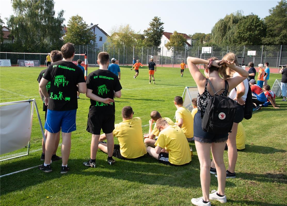 Gärtringen, Theodor-Heuss-Halle, Rasenplatz, Faustball, Gärtringer Ortsmeistersc...