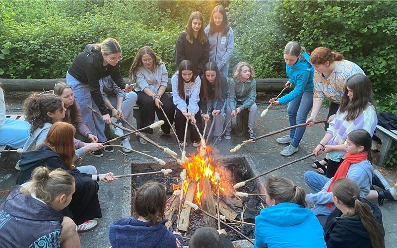 Gemeinsames Musizieren bei deutsch-französischem Treffen