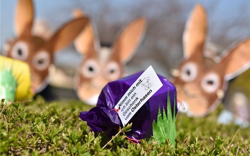 Geheimnisvolle Gruppe gibt großzügig Geschenke mit Klopapier hat zu Ostern eine Gruppe ausgelegt GB-Foto: Vecsey