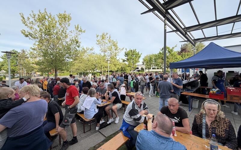 Großes Interesse für die Premiere bei „Oberjesingen macht Feierabend“