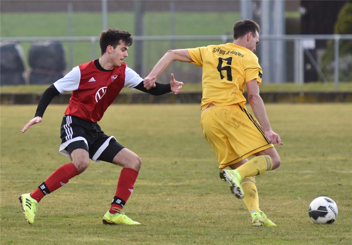 Gültstein, Sportplatz, Fußball Kreisliga B4, TV Gültstein (rot) - Spvgg Aidlinge...