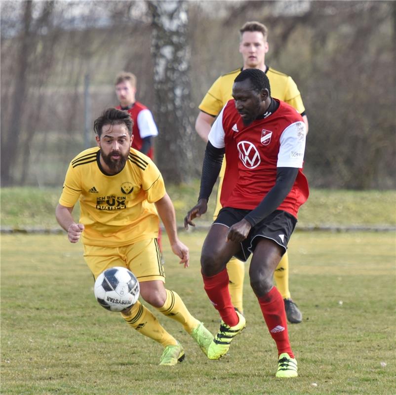 Gültstein, Sportplatz, Fußball Kreisliga B4, TV Gültstein (rot) - Spvgg Aidlinge...