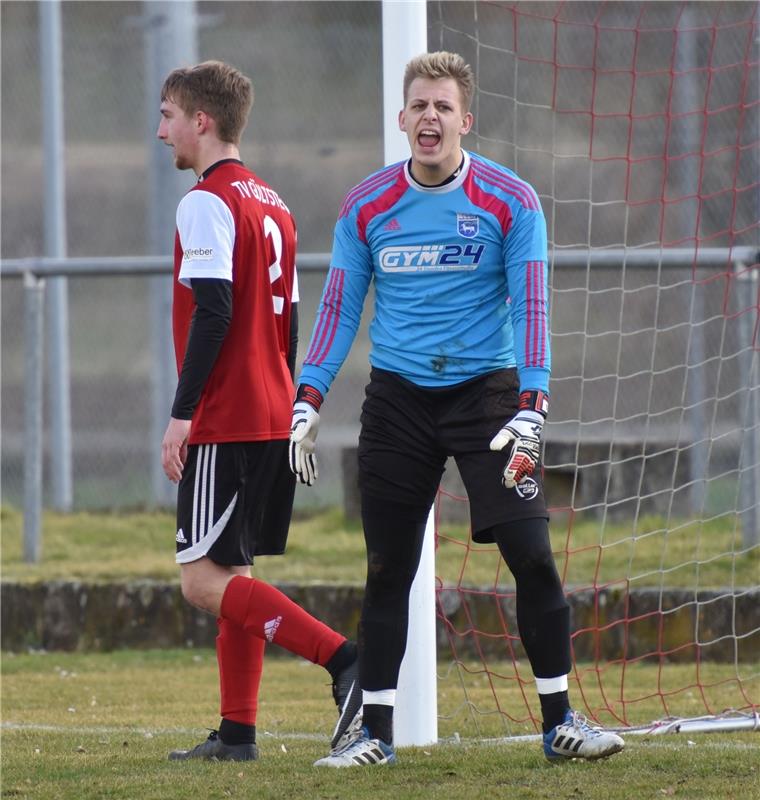 Gültstein, Sportplatz, Fußball Kreisliga B4, TV Gültstein (rot) - Spvgg Aidlinge...