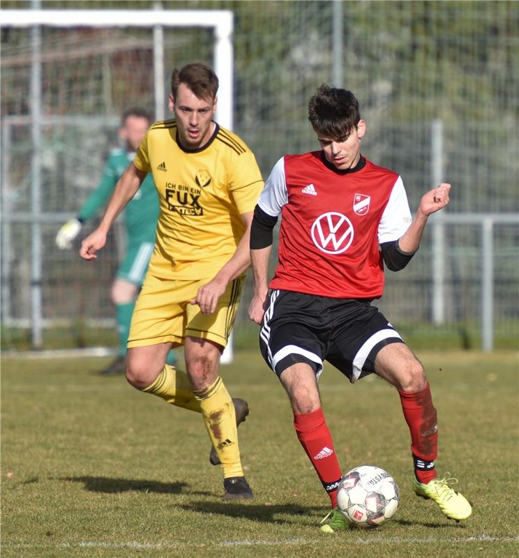 Gültstein, Sportplatz, Fußball Kreisliga B4, TV Gültstein (rot) - Spvgg Aidlinge...