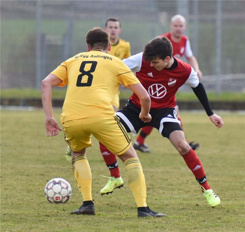 Gültstein, Sportplatz, Fußball Kreisliga B4, TV Gültstein (rot) - Spvgg Aidlinge...