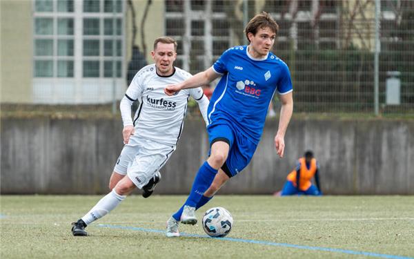 Guter Auftritt der SV Böblingen (Luka Böck am Ball) in Geislingen. GB-Foto: Eibner/ Vogel