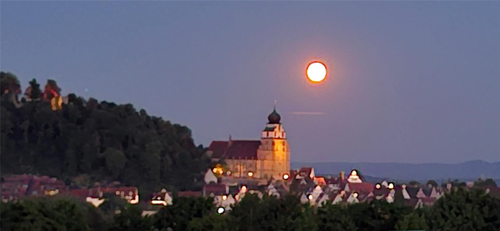Guter Mond, du gehst so stille – über unsere Altstadt her.  Von Martin Allgeier ...