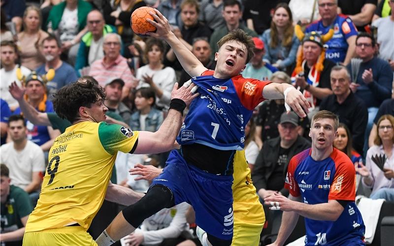 HBW-Spielmacher Elias Huber (am Ball) stammt aus dem Balinger Nachwuchskader. GB-Foto: Eibner/Florian Schust