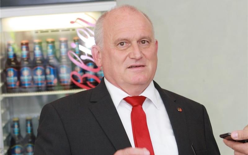 Ab 300 Personen gilt Maskenpflicht Harald Müller