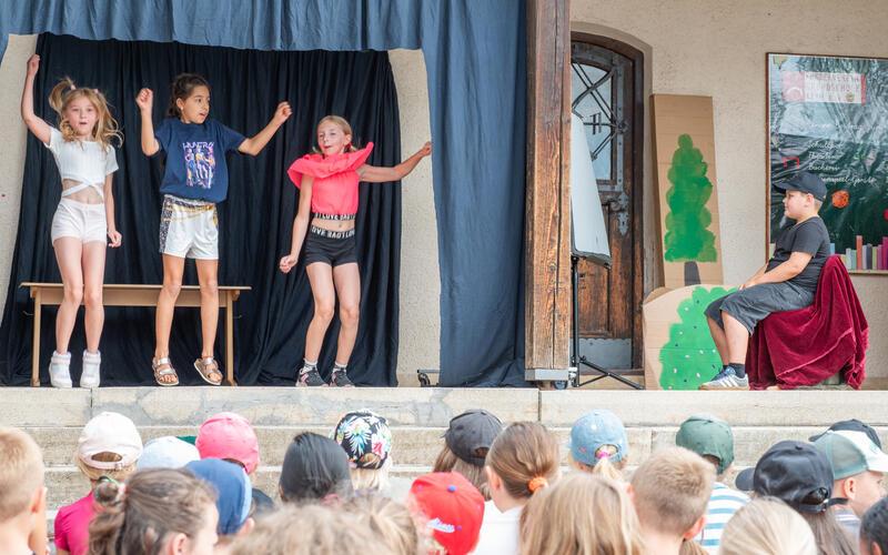 Hat an der Kayher Grundschule Tradition: Theateraufführung mit Kindern. GB-Foto: Vecsey