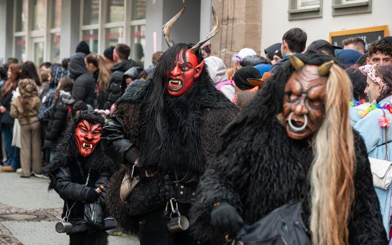 Bilder vom Pferdemarkt und Fasnetstreiben in Herrenberg