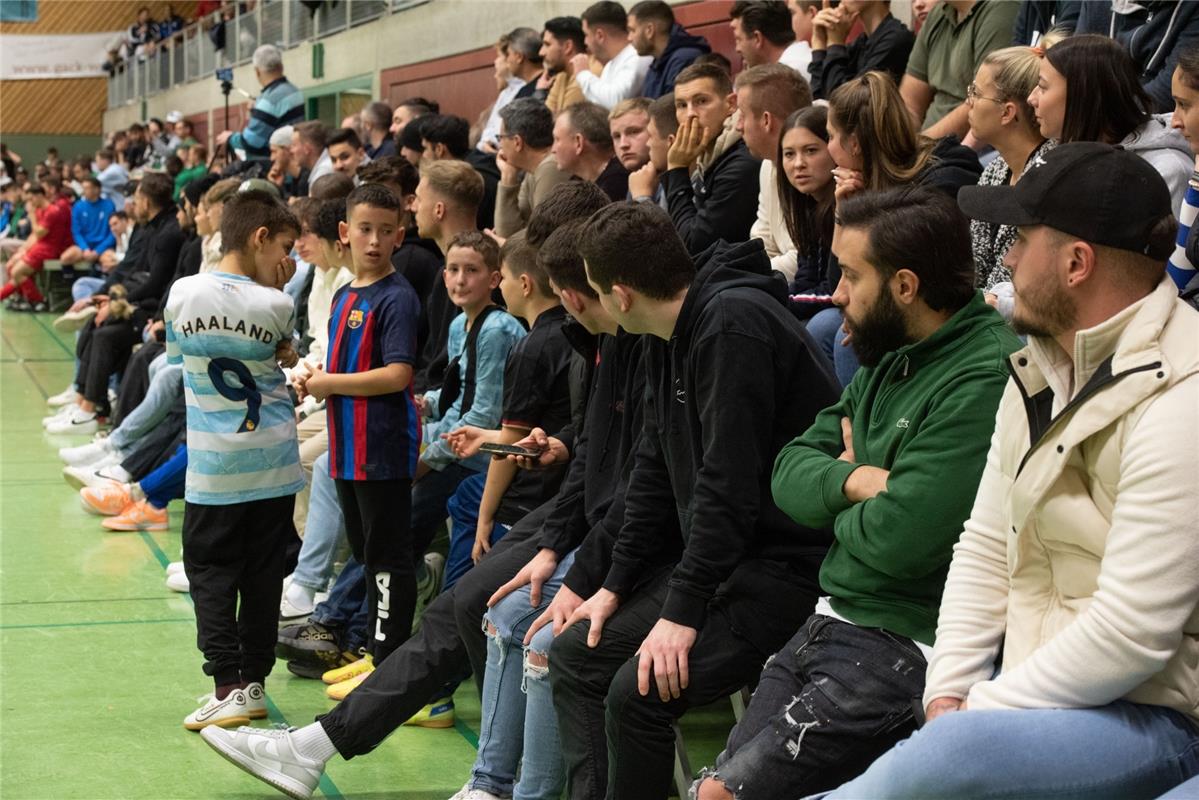 Herrenberg, Längenholzhalle, Fußball, Gäubote-Cup,  GB-Foto: Vecsey