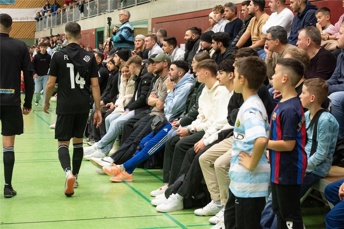 Herrenberg, Längenholzhalle, Fußball, Gäubote-Cup,  GB-Foto: Vecsey