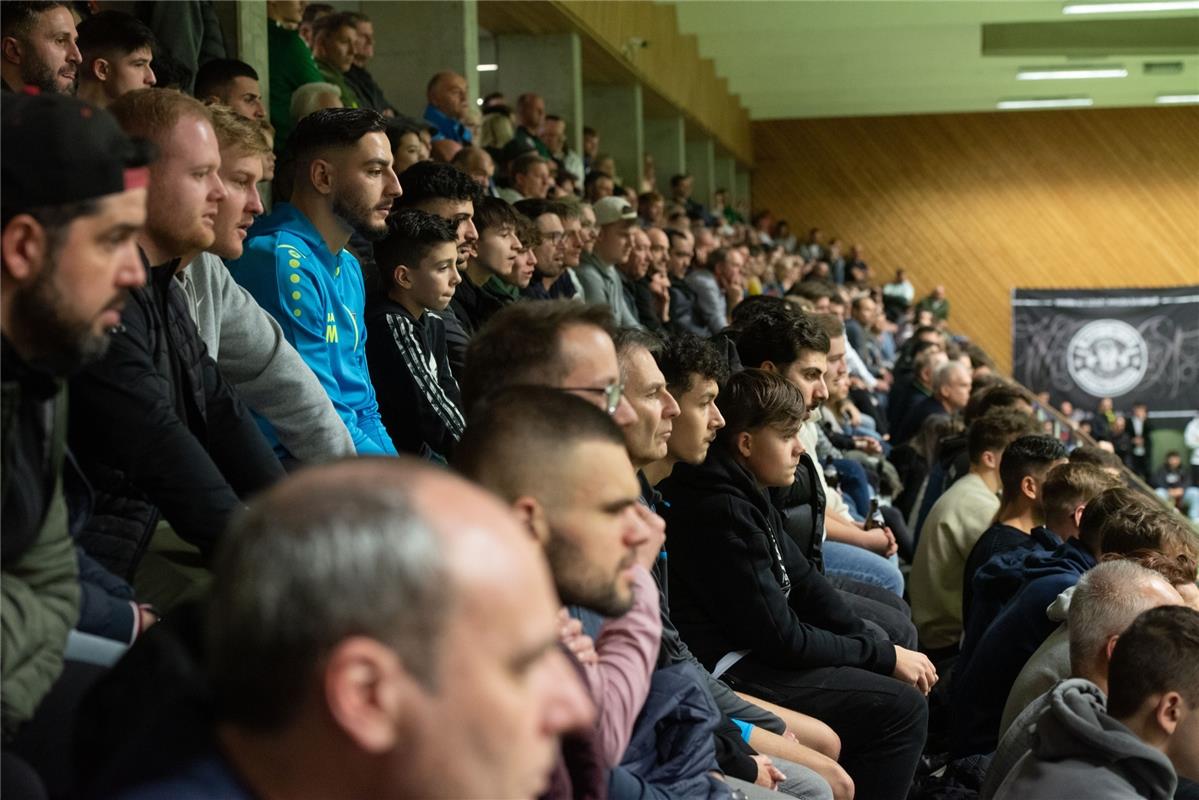 Herrenberg, Längenholzhalle, Fußball, Gäubote-Cup,  GB-Foto: Vecsey