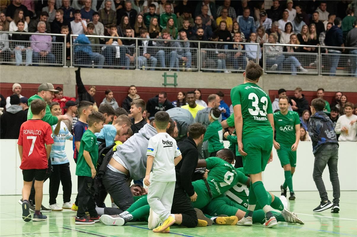 Herrenberg, Längenholzhalle, Fußball, Gäubote-Cup,  GB-Foto: Vecsey