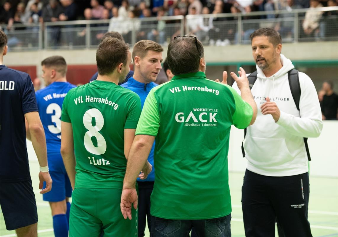 Herrenberg, Längenholzhalle, Fußball, Gäubote-Cup,  GB-Foto: Vecsey