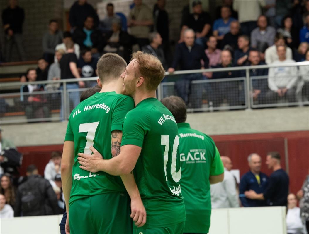 Herrenberg, Längenholzhalle, Fußball, Gäubote-Cup,  GB-Foto: Vecsey