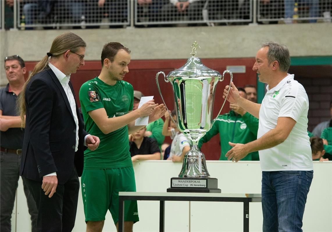 Herrenberg, Längenholzhalle, Fußball, Gäubote-Cup,  GB-Foto: Vecsey