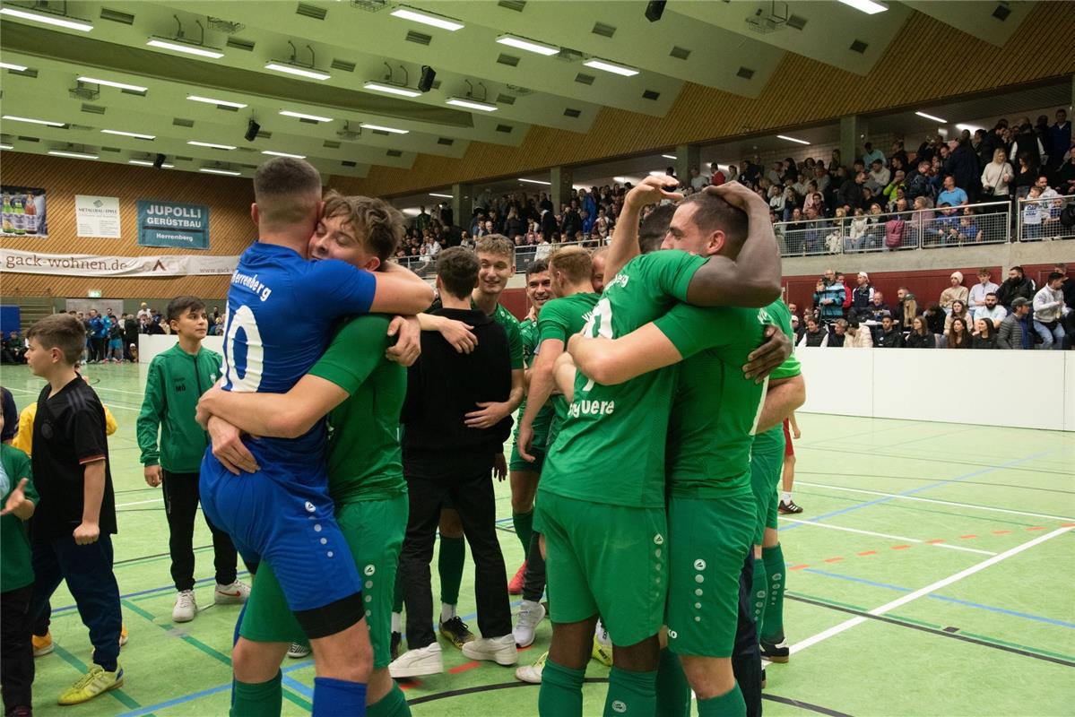 Herrenberg, Längenholzhalle, Fußball, Gäubote-Cup,  GB-Foto: Vecsey