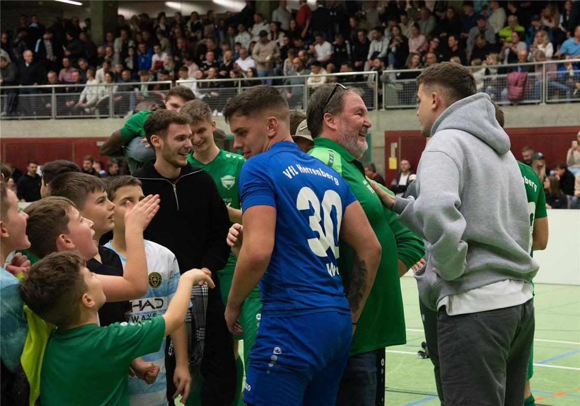 Herrenberg, Längenholzhalle, Fußball, Gäubote-Cup,  GB-Foto: Vecsey