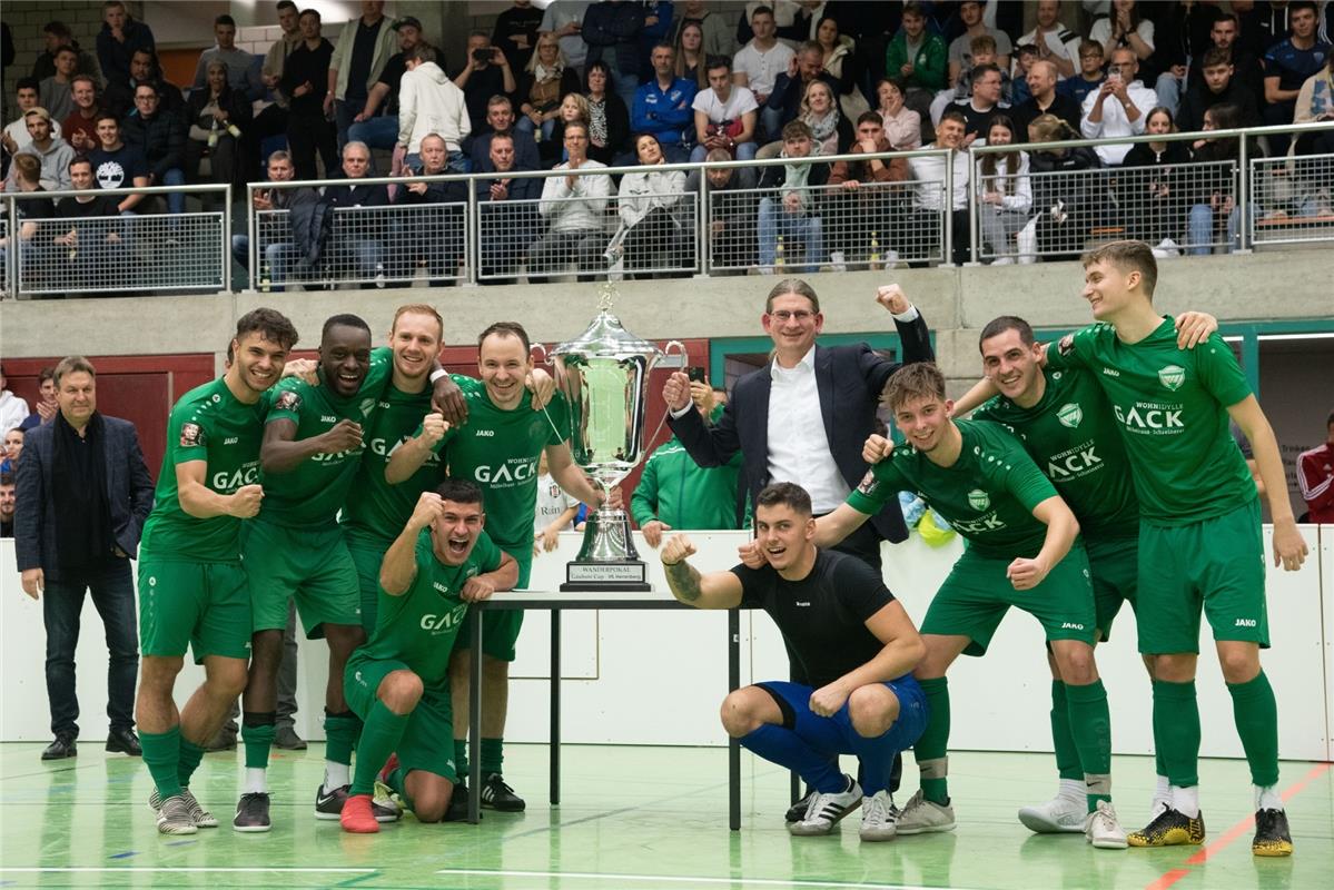 Herrenberg, Längenholzhalle, Fußball, Gäubote-Cup,  GB-Foto: Vecsey