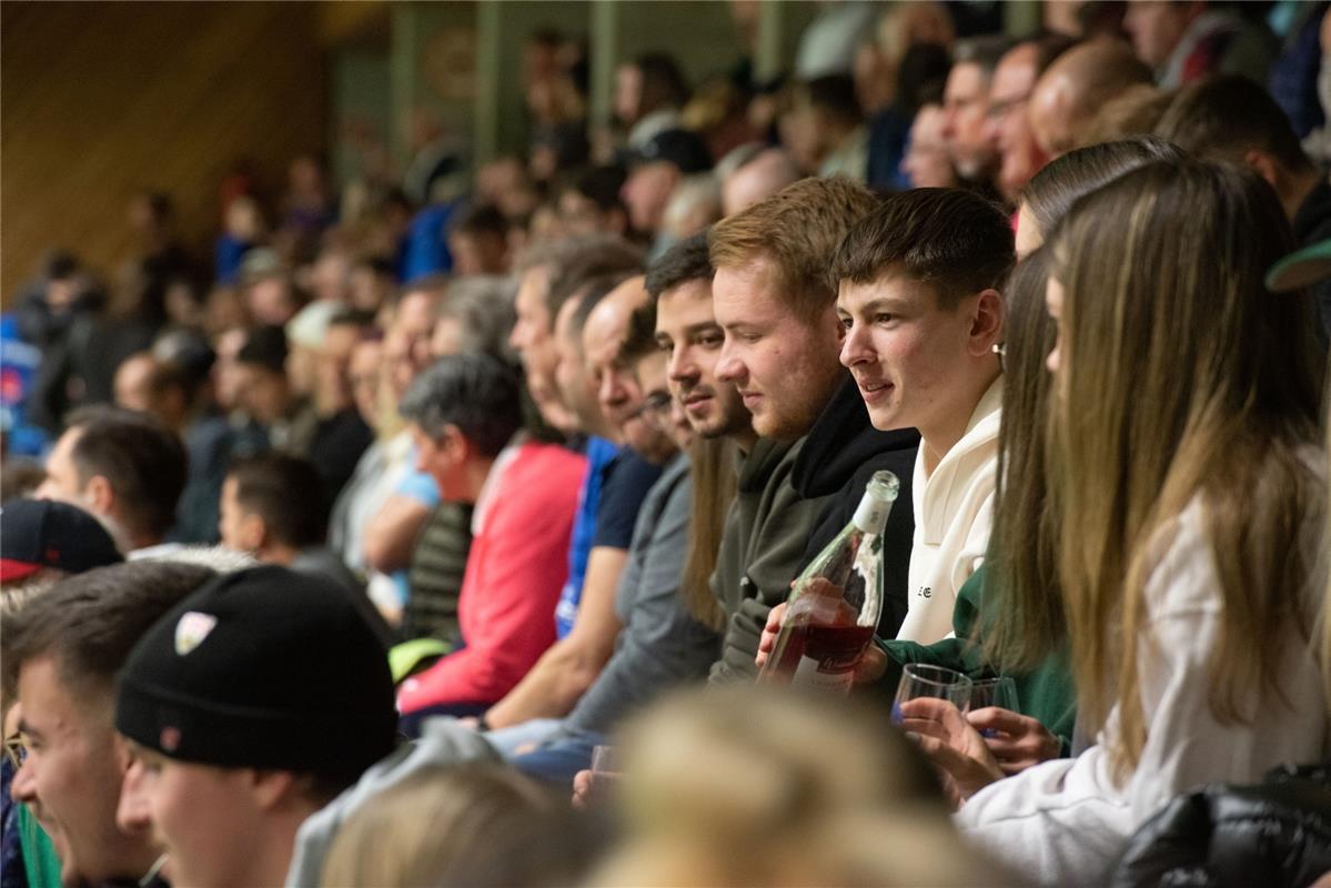 Herrenberg, Längenholzhalle, Fußball, Gäubote-Cup,  GB-Foto: Vecsey