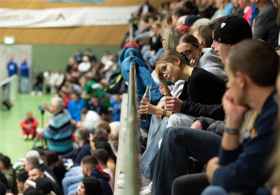 Herrenberg, Längenholzhalle, Fußball, Gäubote-Cup,  GB-Foto: Vecsey