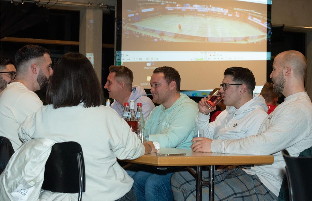 Herrenberg, Längenholzhalle, Fußball, Gäubote-Cup,  GB-Foto: Vecsey