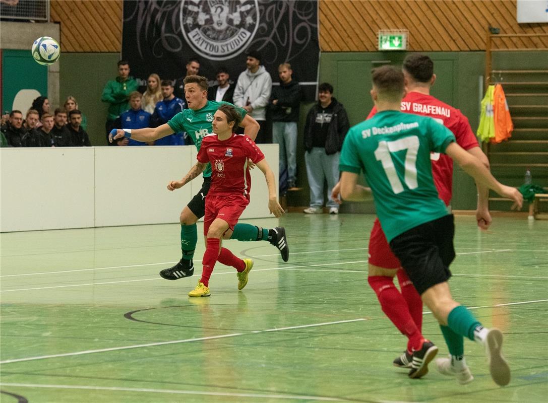 Herrenberg, Längenholzhalle, Fußball, Gäubote-Cup,  SV Deckenpfronn (grün) - TSV...