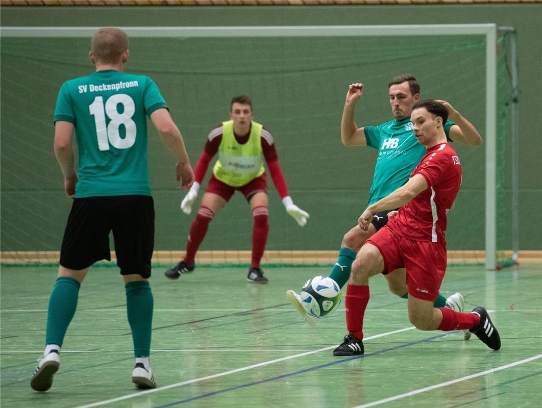 Herrenberg, Längenholzhalle, Fußball, Gäubote-Cup,  SV Deckenpfronn (grün) - TSV...