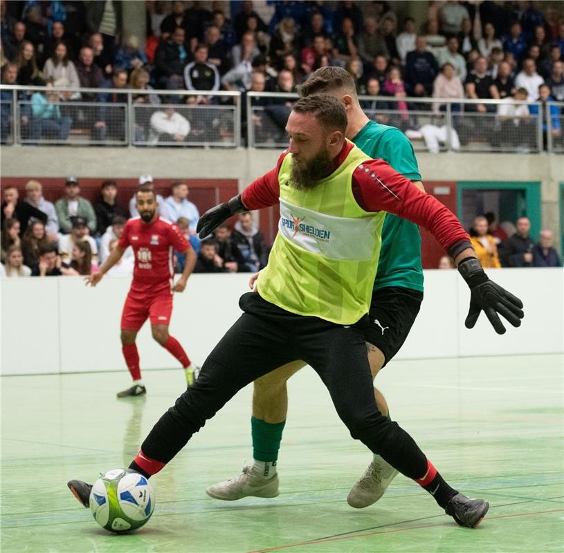 Herrenberg, Längenholzhalle, Fußball, Gäubote-Cup,  SV Deckenpfronn (grün) - TSV...