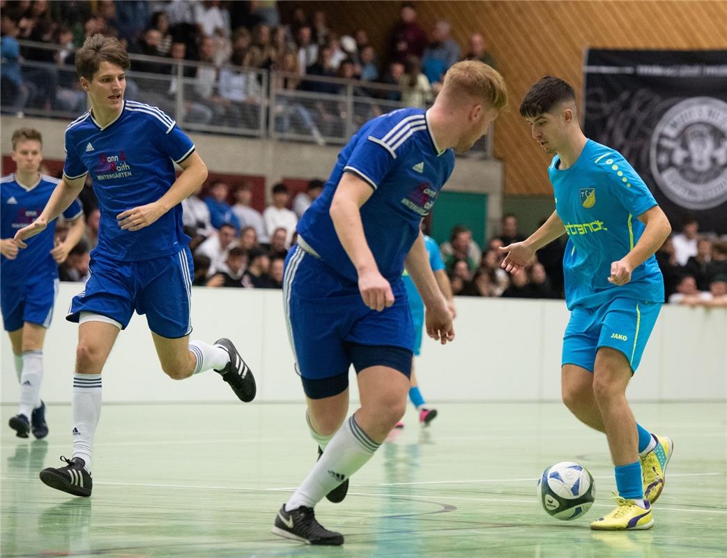 Herrenberg, Längenholzhalle, Fußball, Gäubote-Cup,  TV Darmsheim (blau) - TSV Eh...