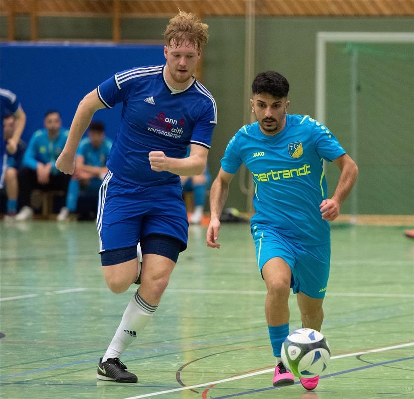 Herrenberg, Längenholzhalle, Fußball, Gäubote-Cup,  TV Darmsheim (blau) - TSV Eh...