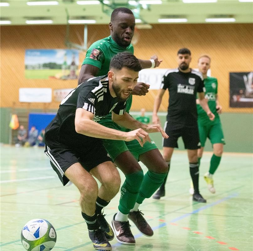 Herrenberg, Längenholzhalle, Fußball, Gäubote-Cup,  VfL Herrenberg (grün) - FC G...