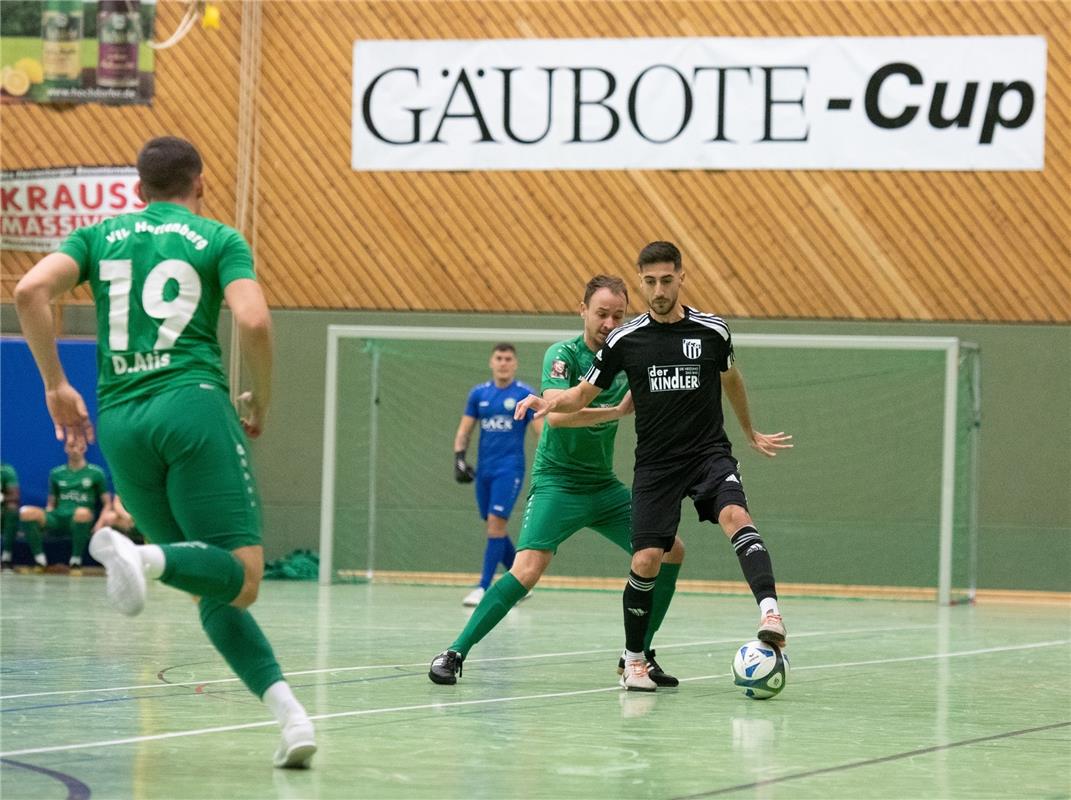 Herrenberg, Längenholzhalle, Fußball, Gäubote-Cup,  VfL Herrenberg (grün) - FC G...