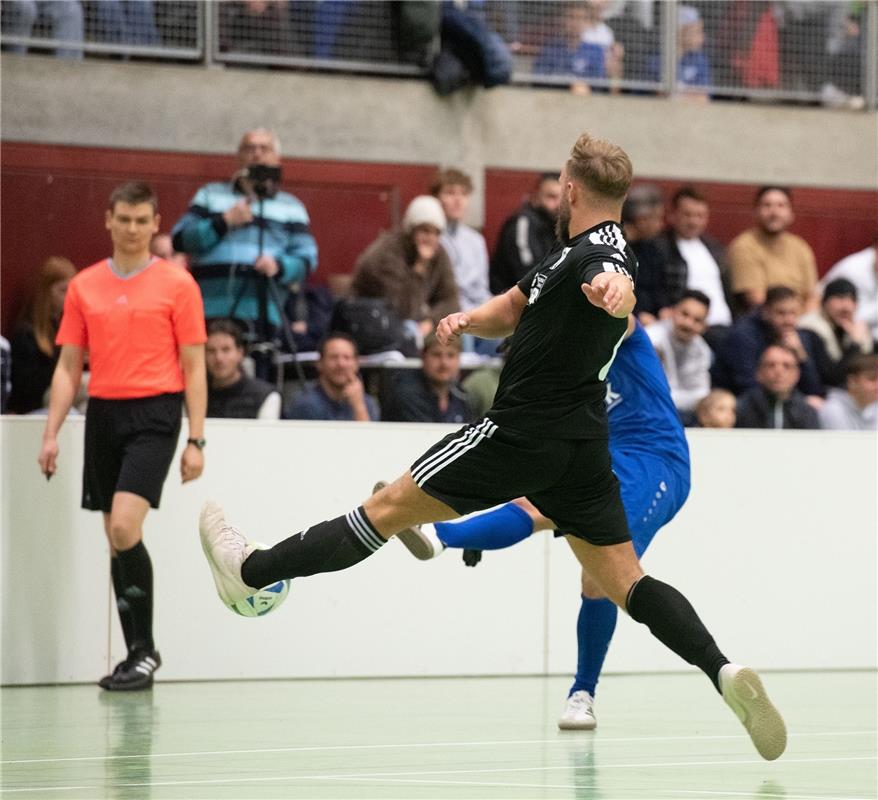 Herrenberg, Längenholzhalle, Fußball, Gäubote-Cup,  VfL Herrenberg (grün) - FC G...