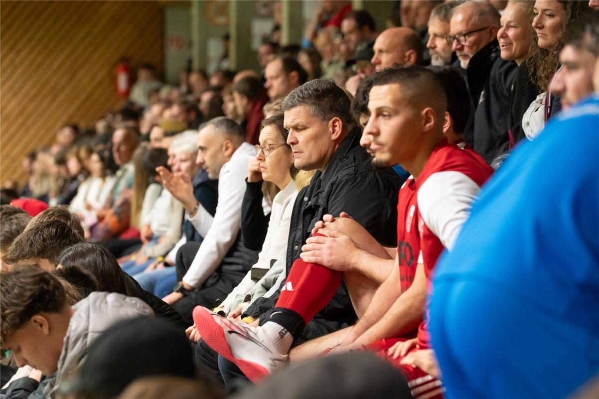 Herrenberg, Längenholzhalle, Gäubote-Cup, Fußball-Hallenturnier,  GB-Foto: Vecse...